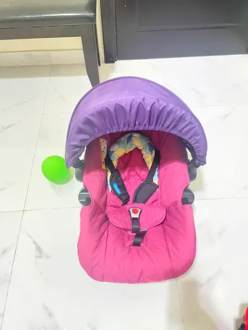 Junior brand :-Purple Infant Car Seat with Sun Canopy