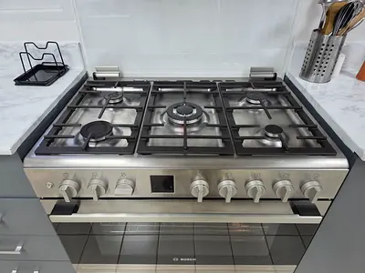 Bosch Series 4 Gas Cooker 90cm With Fan With Great Condition Like New