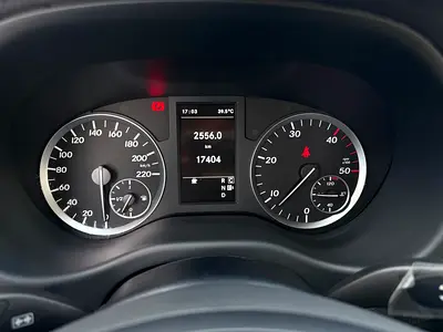 2018 Mercedes-BENZ VITO — миниатюра 13
