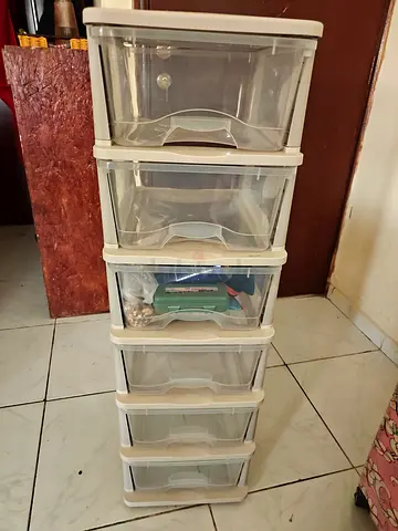 Plastic drawers