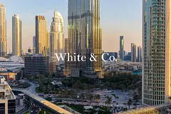 BURJ KHALIFA VIEW | MID FLOOR | BALCONY