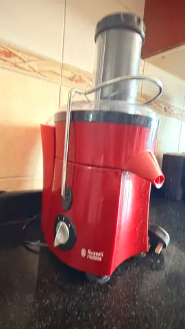 Russell Hobbs Red Juicer Machine