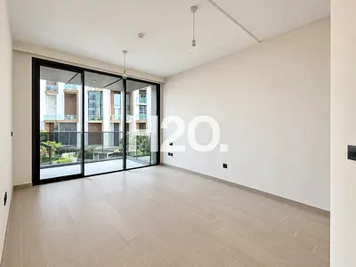 Elegant Studio | City Views | Great Amenities