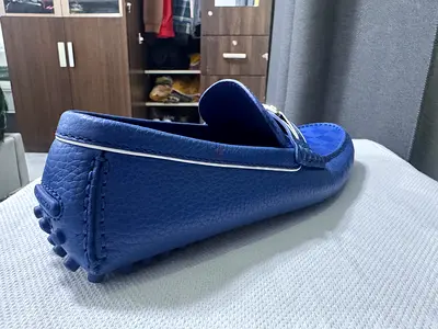 Shoes only _no box, receipt or dust bag