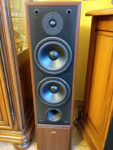 Jvc SXF 50 powerful tower speakers
