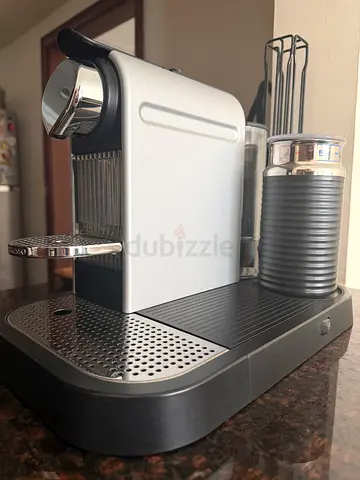 Nespresso-style Capsule Espresso Machine with Milk Frother - Good Condition