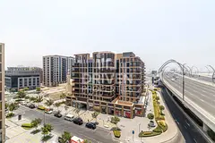 Spacious and Bright Apt | Sea View | Vacant
