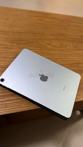 2024 Ipad Air (11-inches) For Sale (Plus Apple keyboard and cover)