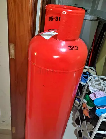 DUBAI Full LPG Gas Cylinder 38.9kg - Good Condition