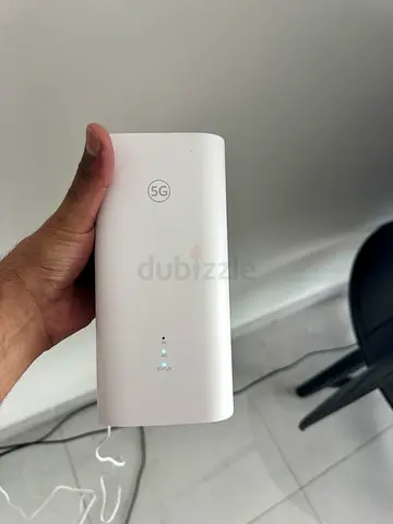 Virgin Mobile Home Internet — Huawei 5G LTE Router, Unlimited Data (8 months left on plan)