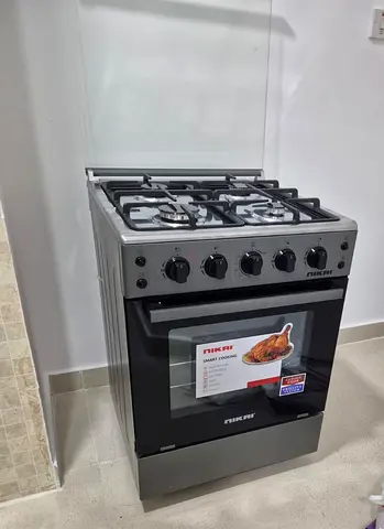 Nikai 4-Burner Gas Cooker with Oven - Almost New