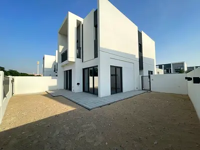 SINGLE ROW + OPPOSITE PARK & COMMUNITY CENTRE + NO (Zero) COMMISSION