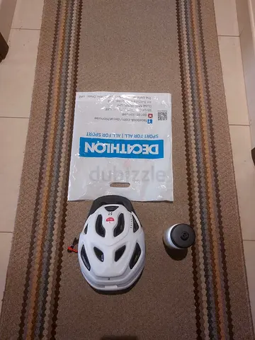White Cycling Helmet with Water Bottle - New
