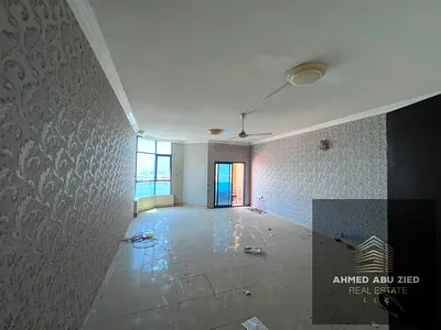 اكبر 3 غرف =غرفه خادمه=غرفه غسيل=2بلكونه اطلاله بحريه-صاله كبيره جدا-تشطيبات حديثه-صيانه كامله عل المالك-منطقه حيويه بالقرب من الخدمات