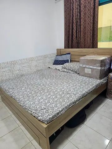 King Size Bed 180x200 for sale