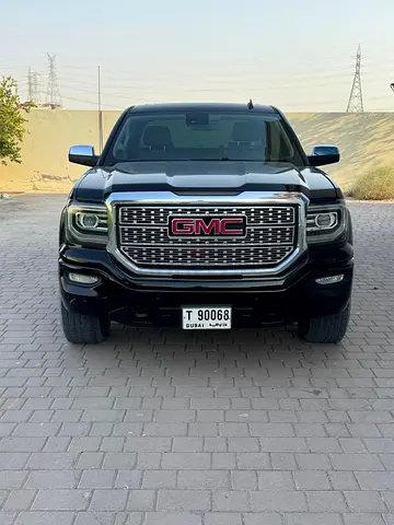 2017 GMC Sierra 1500 Denali GCC Specs