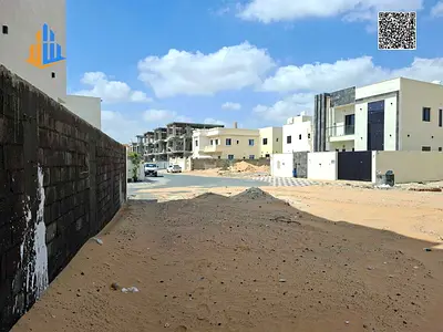 أرض سكني للبيع في الزاهية عجمان على شارع – تملك حر لجميع الجنسيات – سعر لقطة 660 ألف درهم.
