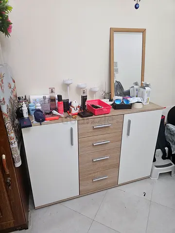 Wooden Chest of Drawers with Mirror - Good Condition