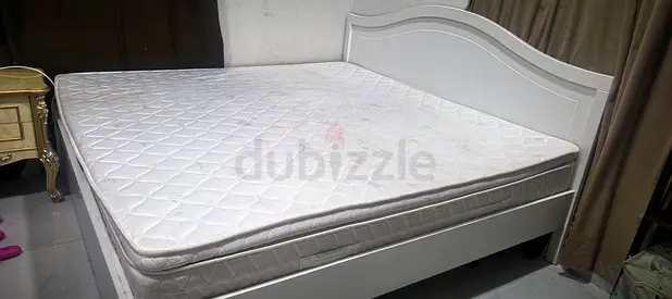White wooden 200*200 bed frame with headboard and memory foam mattress - good condition