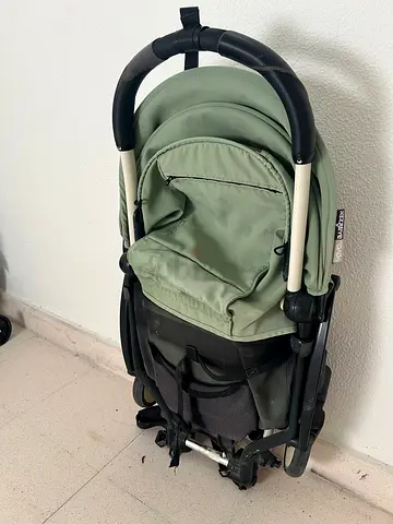 Compact foldable YoYo BabyZen stroller - good used condition