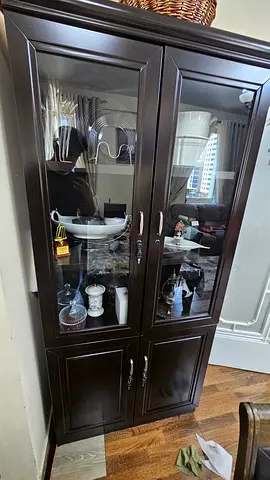 Dark Wood Glass Display Cabinet / China Cabinet - Good Condition