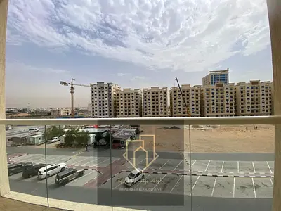 استوديو قرية الأميرة B13 مع بلكونة | 595 قدم | 345 ألف