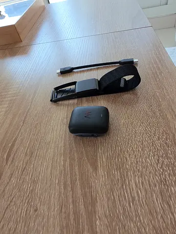 WHOOP 5.0 Band + 9 Months Membership Left, Used 1 Month Only
