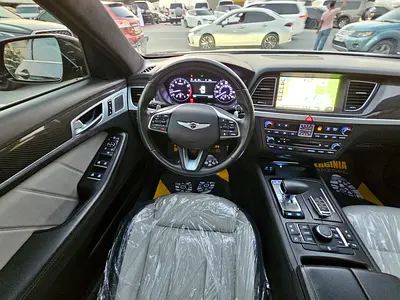 2018 Genesis G80 缩略图 12