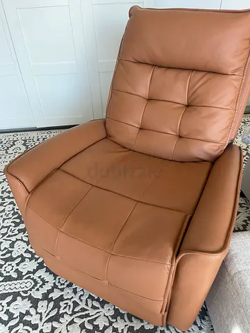 Recliner rocker swivel chair