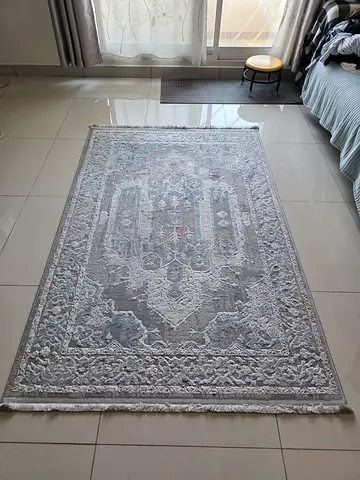 Light grey patterned area rug - good condition, 160x230cm (approx)