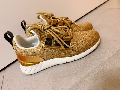 Louis Vuitton Women’s Sneakers