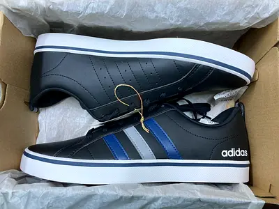 Adidas Pace VS