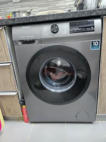Hisense 9kg Front Load Washing Machine - Grey, Good Working Condition
