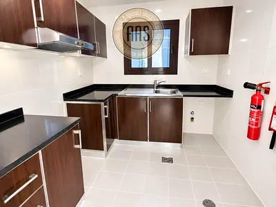 Very Spacious 1Bhk With Master Room Full Family Building
