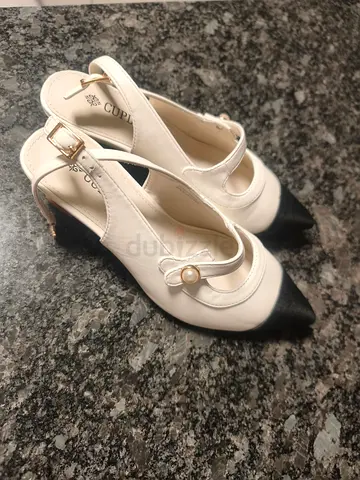 Shoes size 35