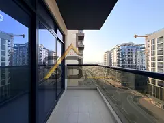 13Month Contract Specious 2/Bedroom Hall With All Amenities