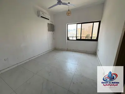 Largest & most beautiful 3BR in Abu Shagara! 3 baths, balcony, lovely park view, free internet. Exc