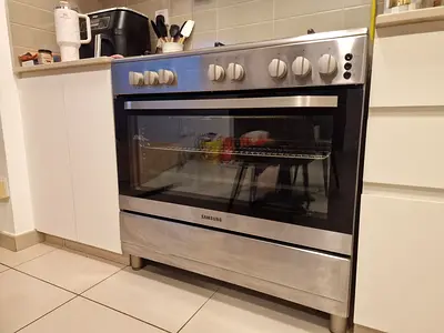 Samsung 5 burner gas cooker