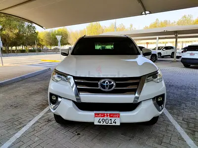 Toyota Fortuner SR5 2018 GCC Specs