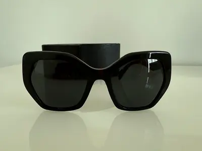 Prada Sunglasses brown New