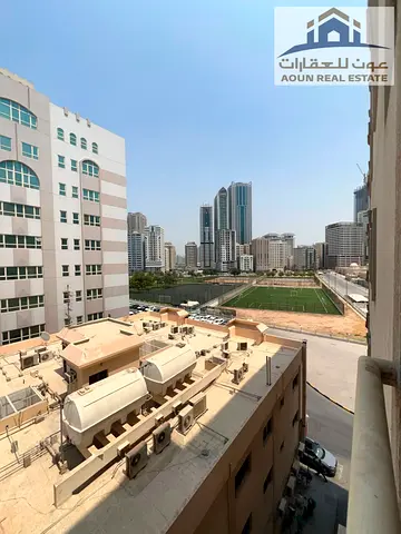 🔥 غرفة وصالة في المجاز 3 | بجوار حديقة الصفية | صيانة مجانية | 32,000 درهم 🇦🇪 غرفة وصالة للإيجار السنوي – المجاز 3