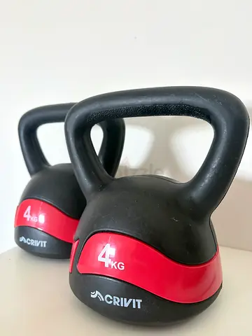 Pair of 4kg Crivit vinyl kettlebells - used, good condition