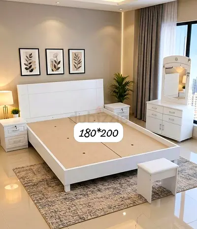 White king size bed set ready to sell