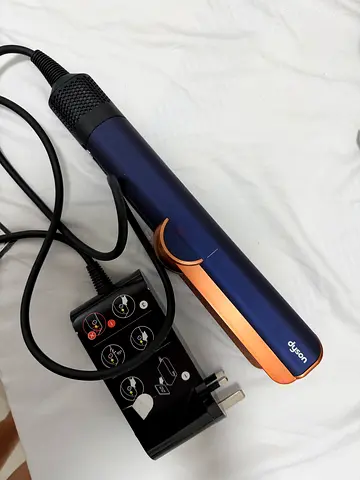 Dyson Corrale™ hair straightener