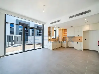 Single Row | Walk to Pool | Family Community