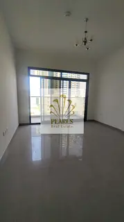 Brand-new Liwara apartment! First tenant, spacious master bedroom & living room, 2 baths, balcony, w