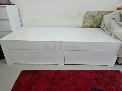 White Single Bed with Storage Drawers – Space-Saving & Sturdy
