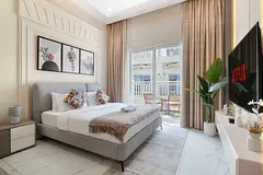 Modern Studio | Pool, Gym & Near Miracle Garden
