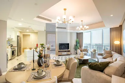 Fully Furnished | Renovated Unit | Canal View