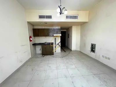 Like new road side building studio \ family building \\ just23k
